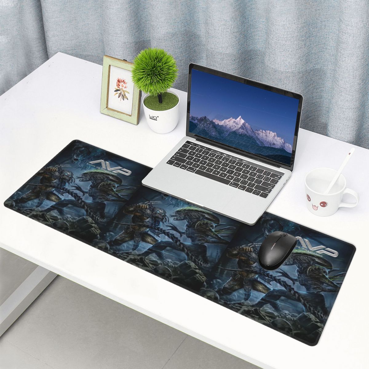 Pc Gaming Vs Laptop Gaming - Large Mouse Pad Alien Vs Predator